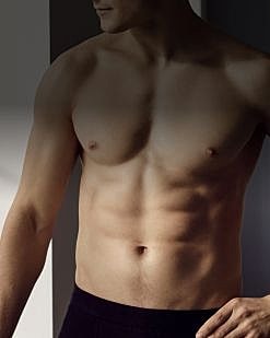 Houston plastic surgery model with flexing